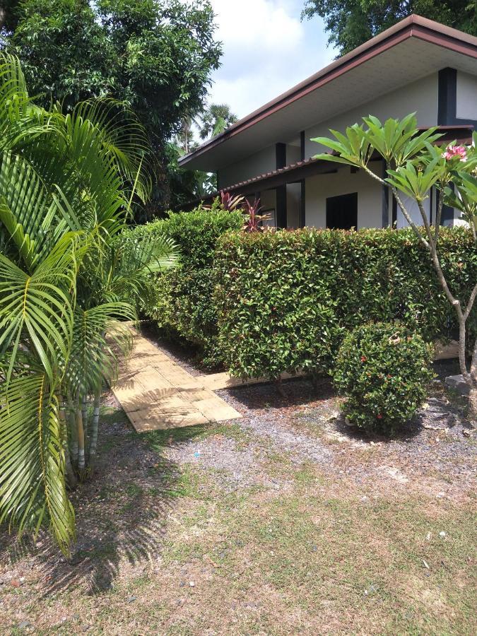 Airee Mini House Hostel หาดบางเทา ภายนอก รูปภาพ